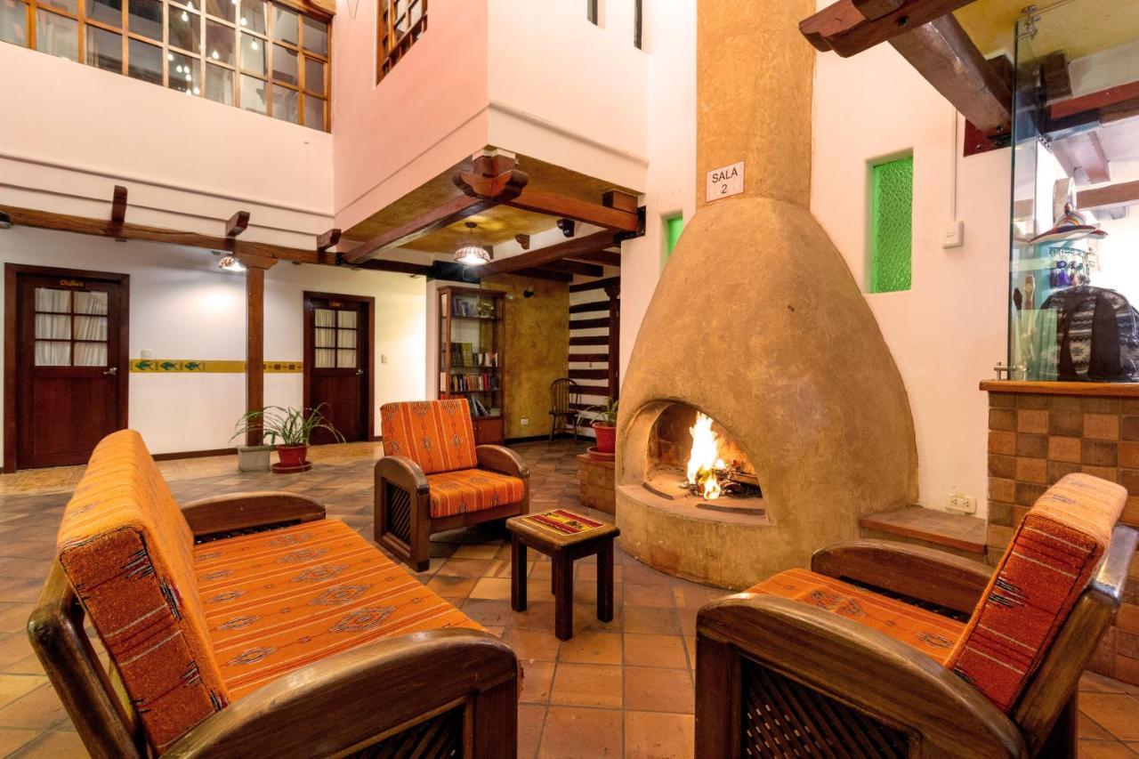 Acoma Hotel Otavalo Exterior photo